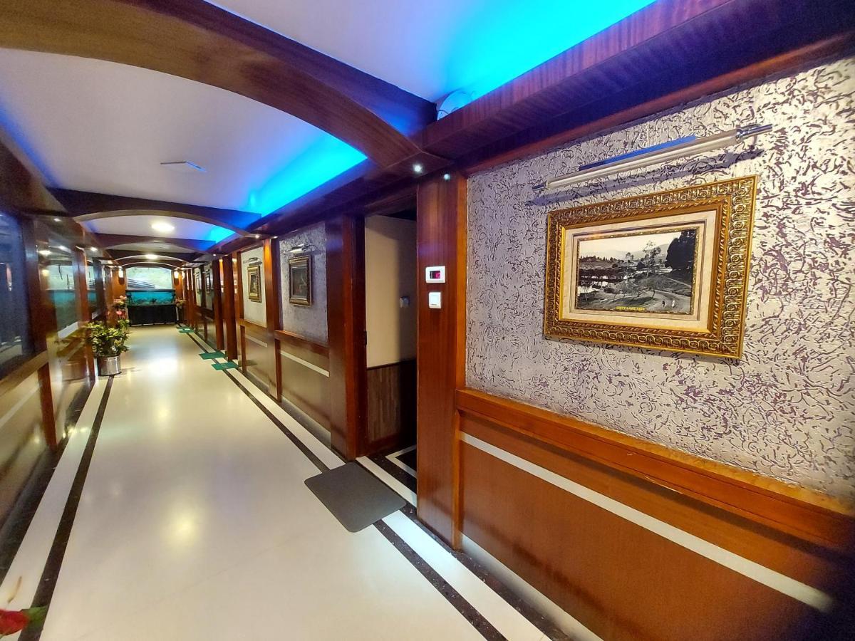 Astoria Residency Hotel Ooty Bagian luar foto